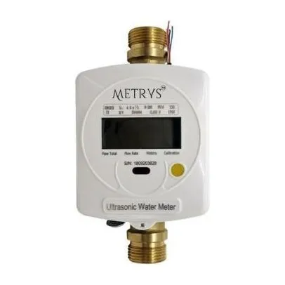 A Metrys domestic ultrasonic water meter at DN20, with an LCD register showing flow total and rate, and brass tailpieces.